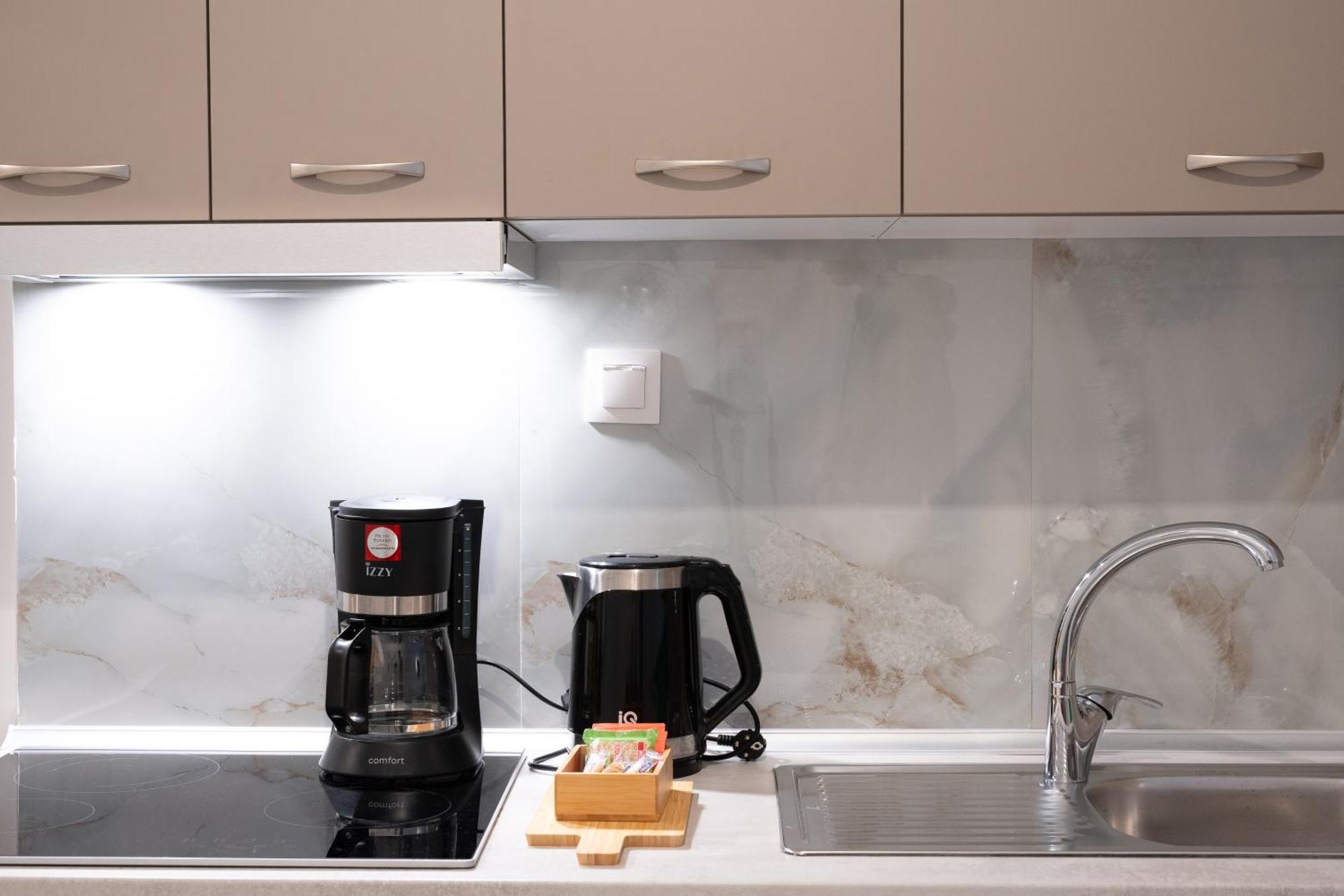 Vn Urban House Thessaloniki Apartment Ngoại thất bức ảnh